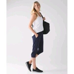 Lululemon Pants Womens Size 10 Navy Blue Dance Studio Crop Unlined Dance Workout